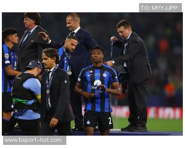 西甲精彩对决阿森纳轻取国米乌龙球引发全场狂欢 西甲精彩对决阿森纳轻取国米乌龙球引发全场狂欢