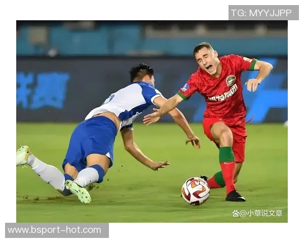 中超激战：拜仁狂胜里昂五球大捷补时进球点燃全场激情